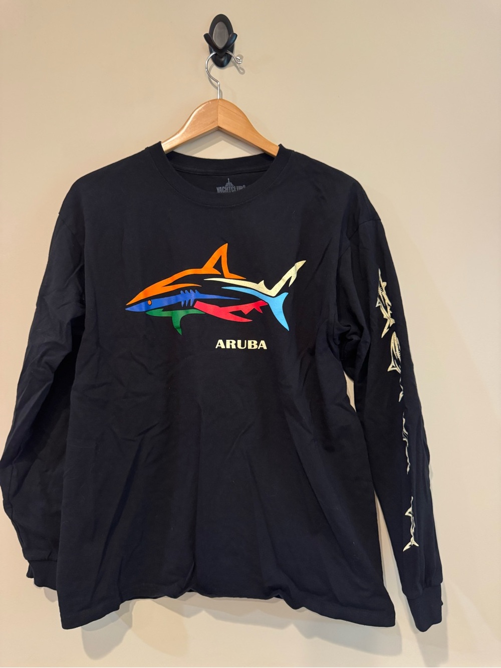 Black Aruba Shark Graphic Long Sleeve Tee size large